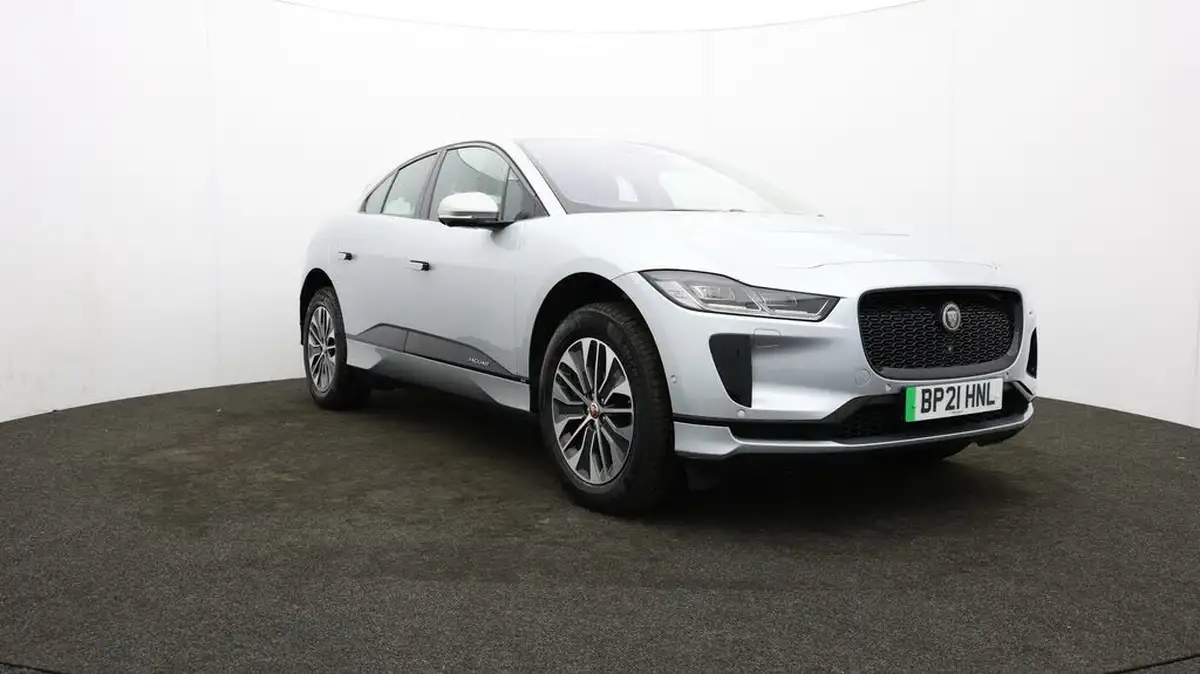 2021-jaguar-i-pace-ev400-se-big-37
