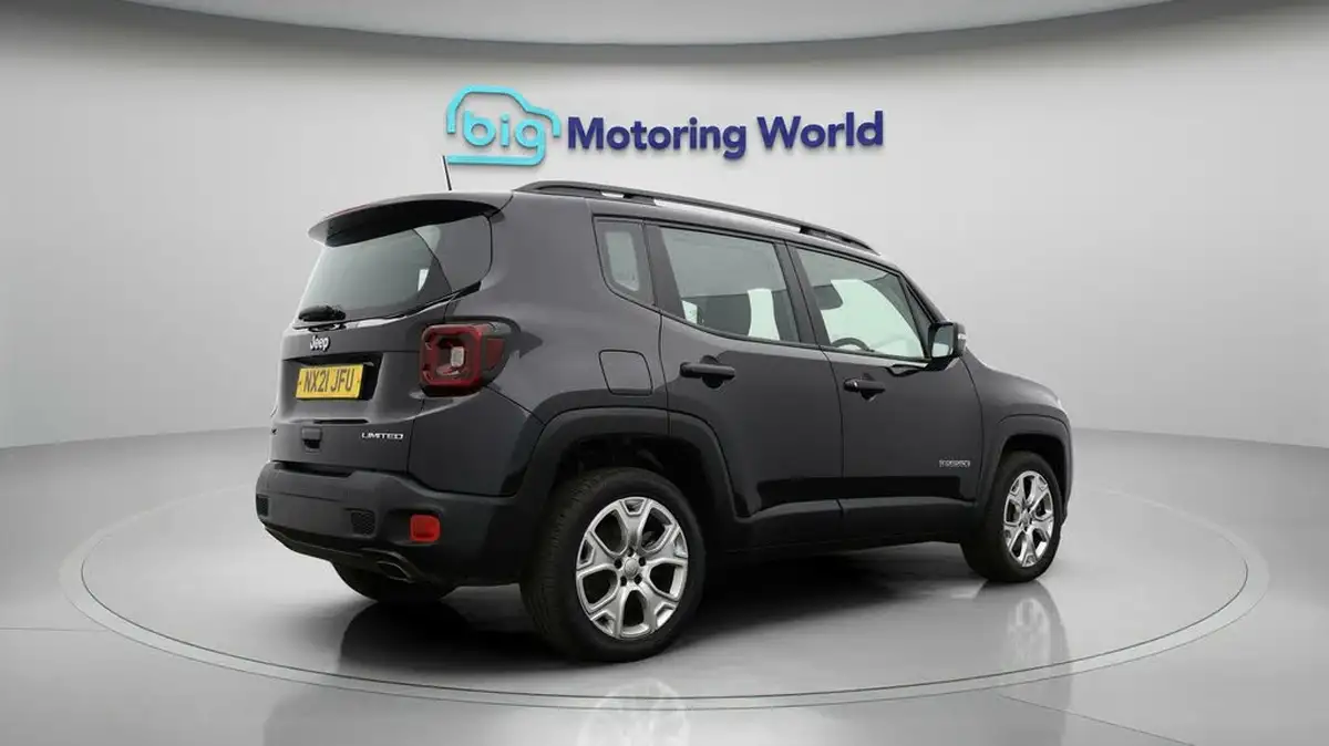 2021-jeep-renegade-13-gse-limited-phev-big-6