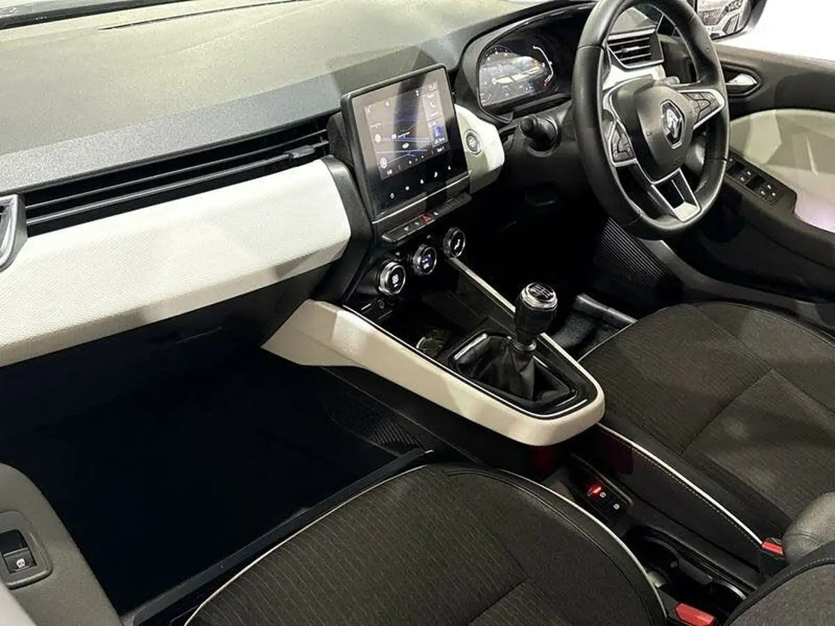 2022-renault-clio-10-tce-se-edition-big-8