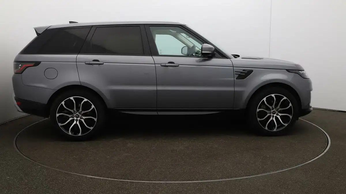2021-land-rover-range-rover-sport-30-d300-hse-silver-big-44