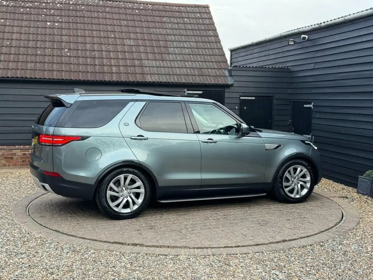 2017-land-rover-discovery-30td6-hse-259ps-awd-station-wagon-5d-auto-big-23