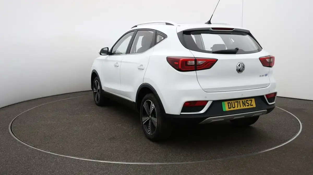 2021-mg-zs-suv-e-exclusive-ev-big-55
