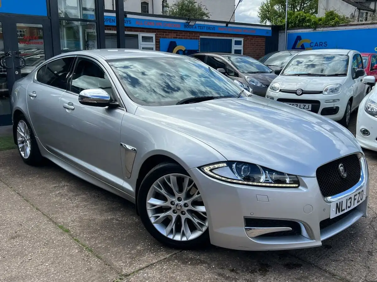 2013-jaguar-xf-22td-sport-200ps-ss-saloon-4d-auto-big-47