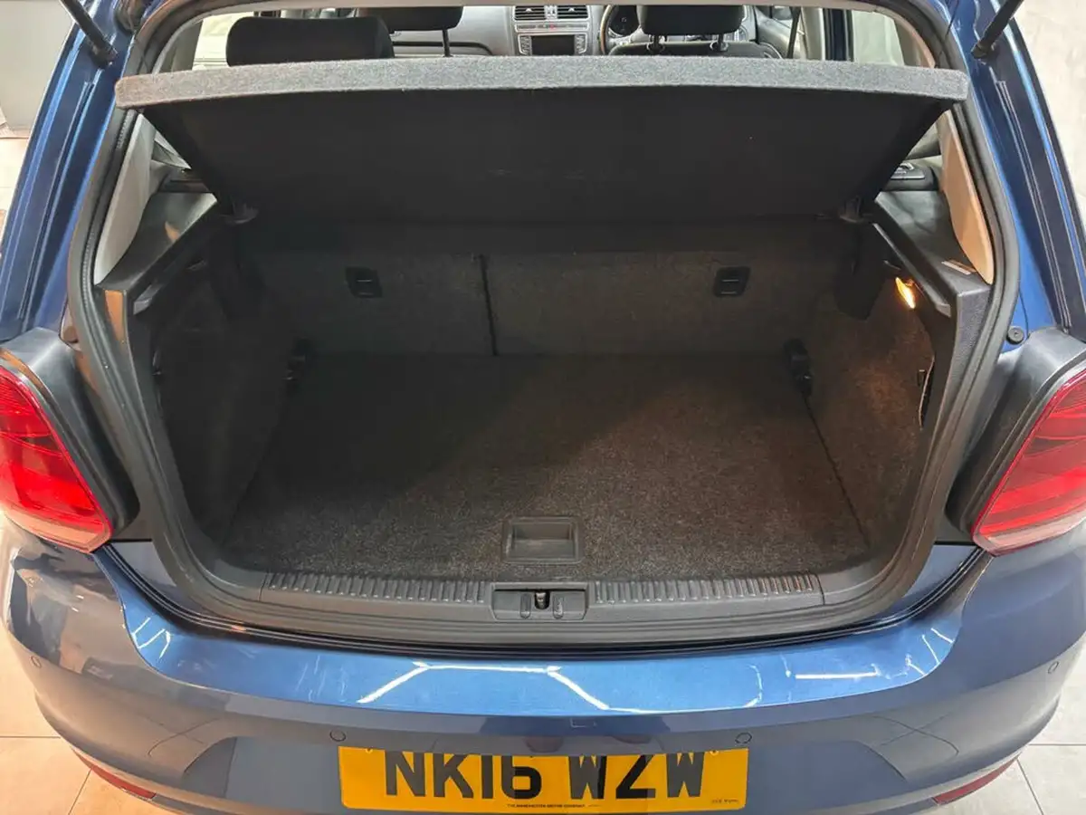 2016-volkswagen-polo-10-se-60ps-5d-big-21