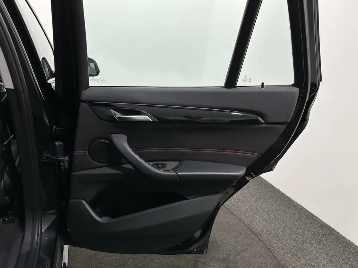 2018-bmw-x1-20td-xdrive20d-sport-ss-big-40