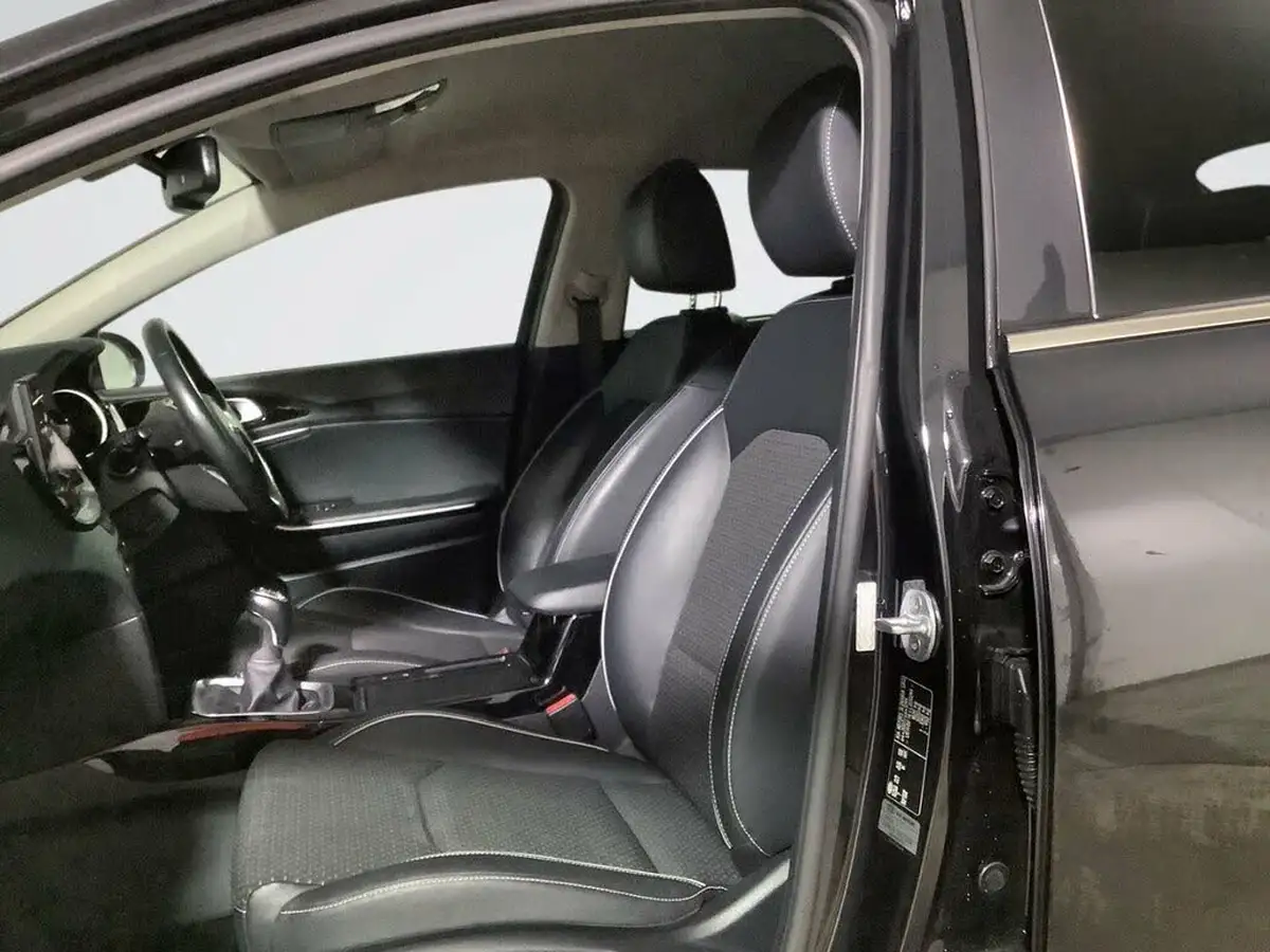 2020-kia-xceed-10-t-gdi-3-big-11