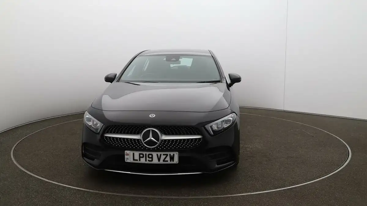 2019-mercedes-benz-a-class-13-a180-amg-line-hatchback-5d-big-29