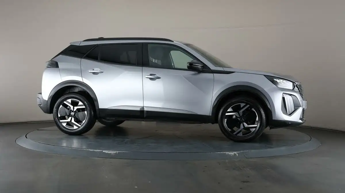 2023-peugeot-2008-suv-12-puretech-allure-big-50