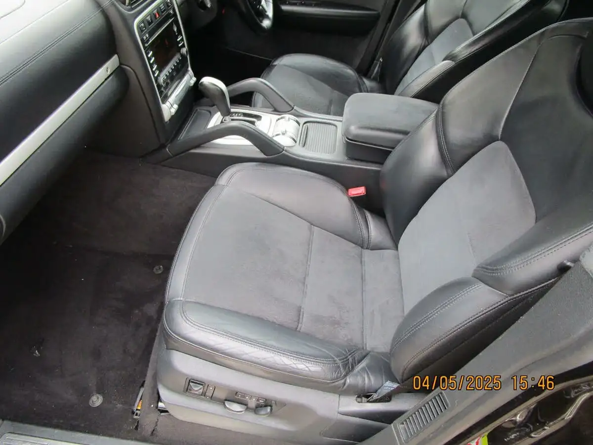2009-porsche-cayenne-48-gts-tiptronic-s-big-11