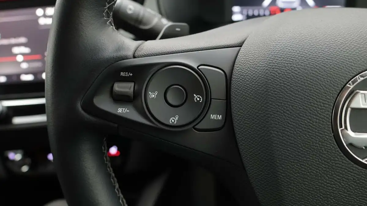 2022-vauxhall-corsa-12-turbo-sri-edition-130ps-auto-big-23