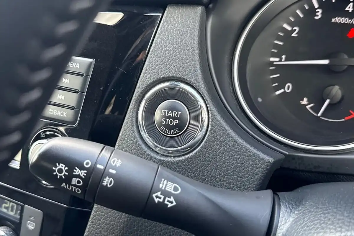 2021-nissan-qashqai-13-dig-t-n-motion-140ps-big-43