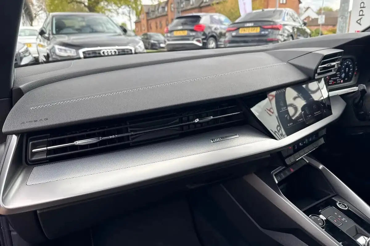 2024-audi-a3-15-35-tfsi-s-line-sportback-5d-tronic-big-19