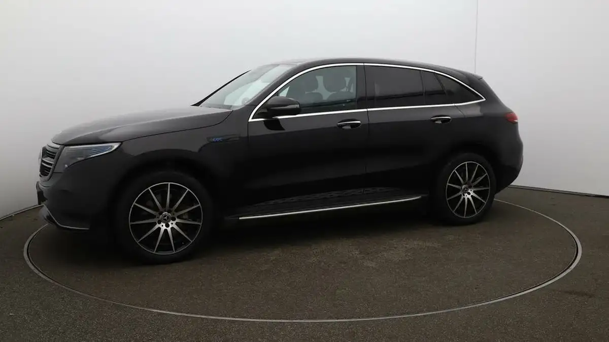 2021-mercedes-benz-eqc-e-eqc-400-amg-line-big-59