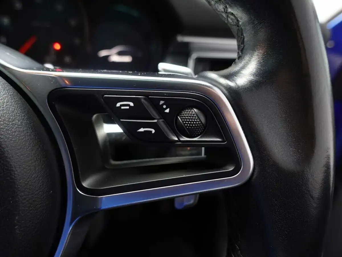 2018-porsche-macan-20-252ps-ss-big-19