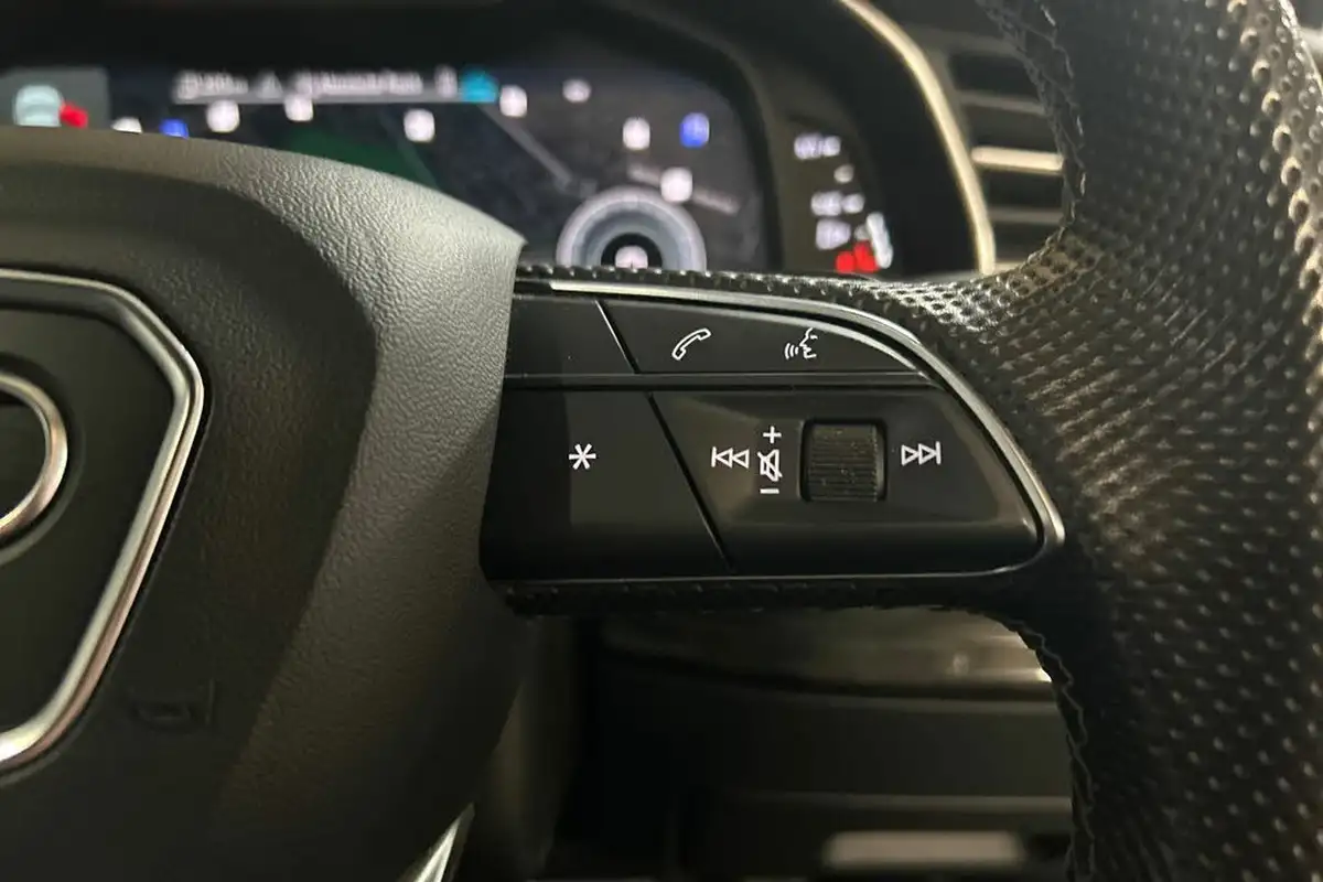 2021-audi-q7-30-50-tdi-black-edition-big-8
