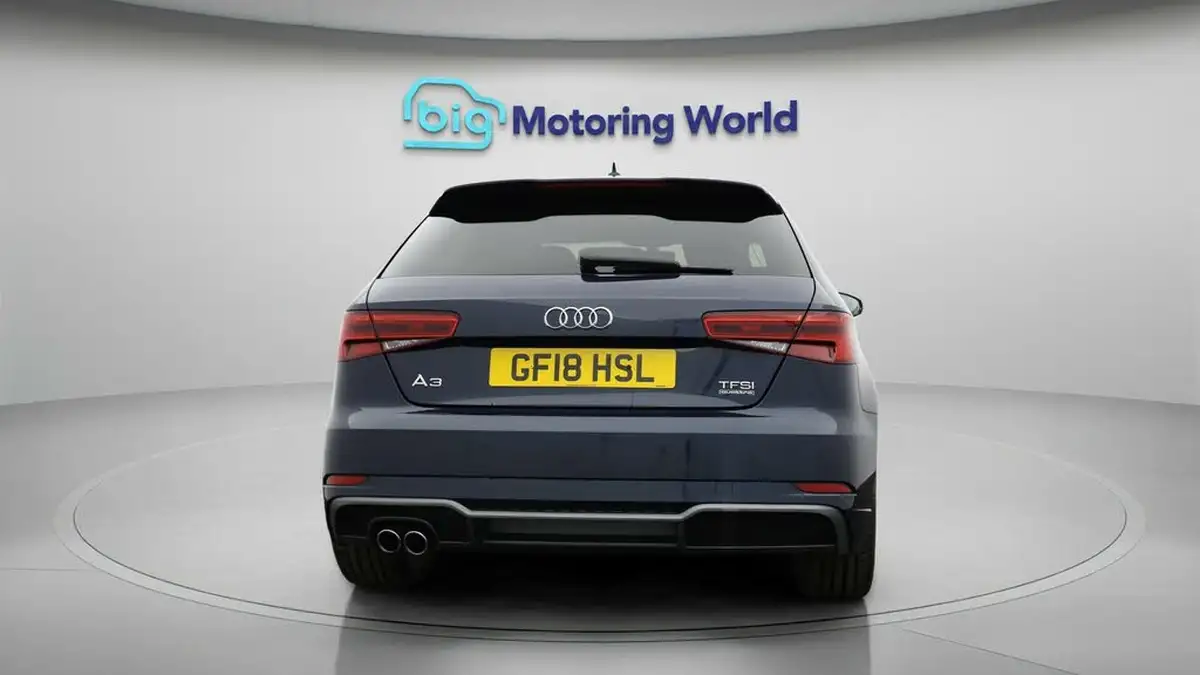 2017-audi-a3-20-tfsi-quattro-s-line-191ps-nav-hatchback-3d-big-6