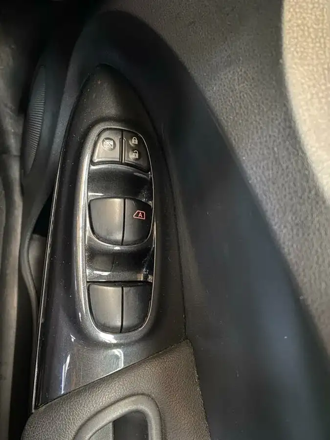 2018-nissan-juke-16-tekna-117ps-1598cc-xtronic-cvt-big-23