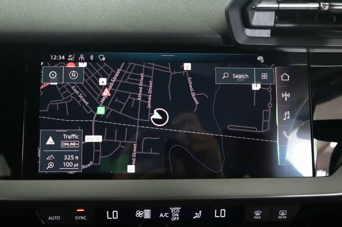 2023-audi-a3-15-35-tfsi-s-line-sportback-5d-big-36