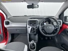 2015-toyota-aygo-10-vvt-i-x-play-3d-small-7