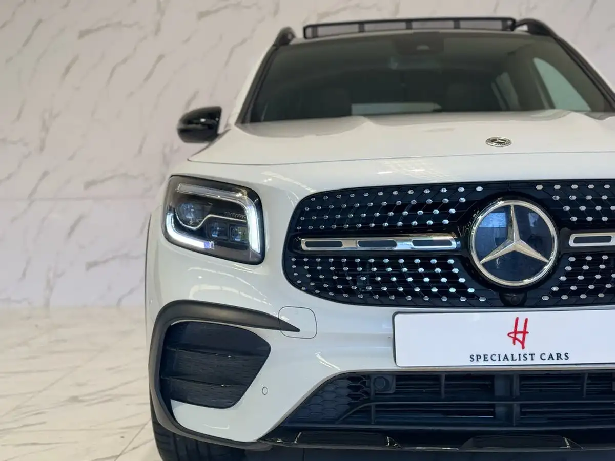 2023-mercedes-benz-glb-class-13-glb200-amg-line-premium-plus-night-edition-big-2