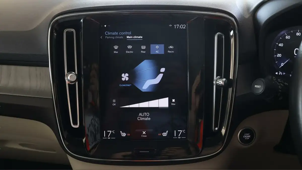 2021-volvo-xc40-15-t3-inscription-pro-163bhp-big-11
