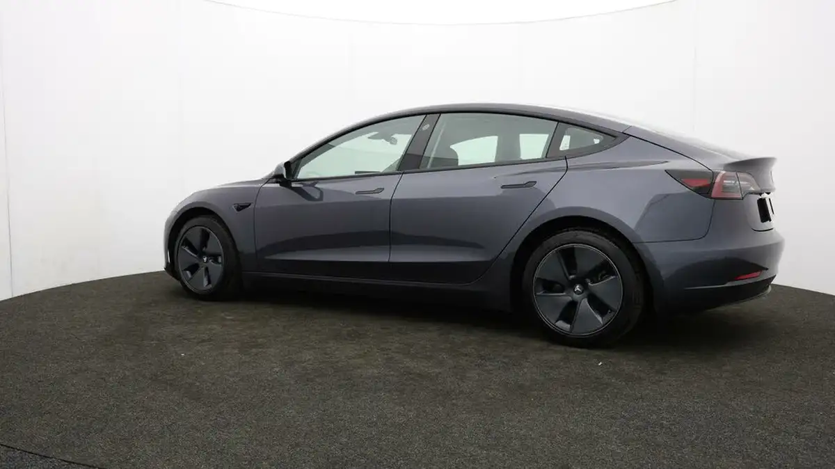 2021-tesla-model-3-e-long-range-awd-big-66