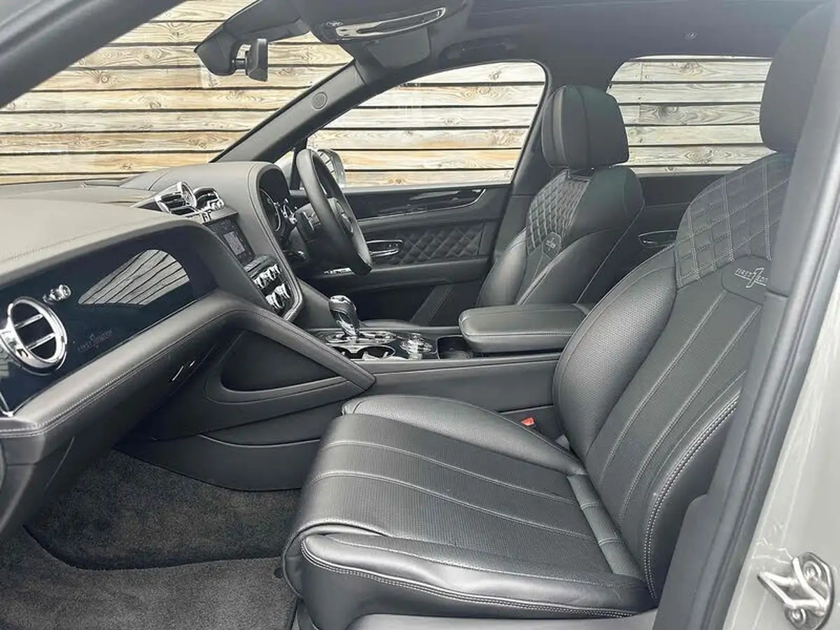 2020-bentley-bentayga-40-v8-550ps-big-20