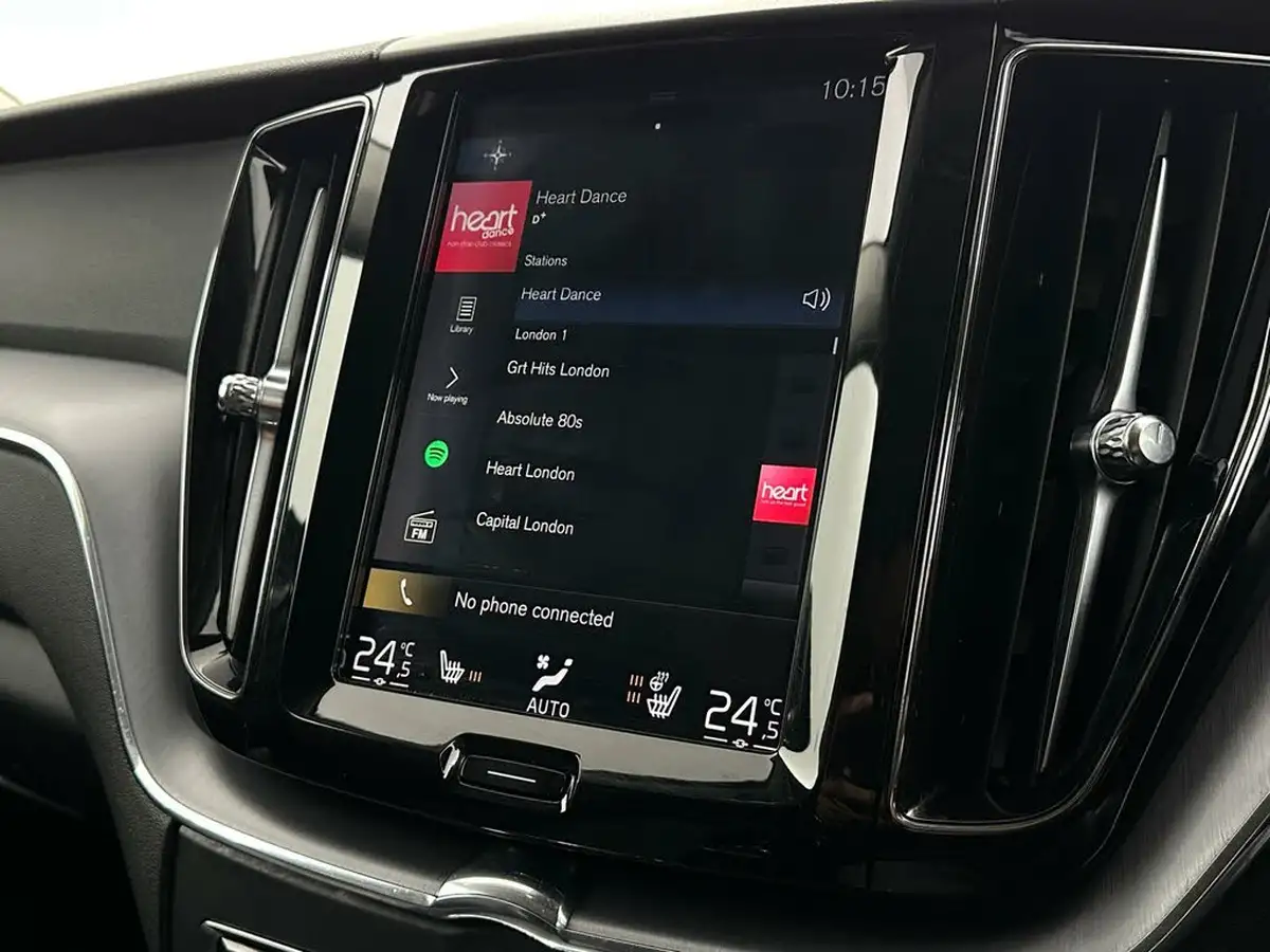 2019-volvo-xc60-20td-b4-momentum-big-21