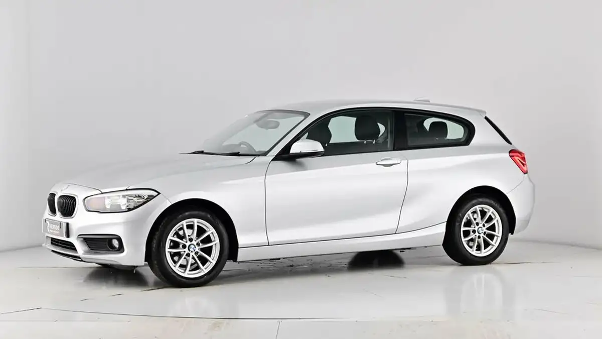 2017-bmw-1-series-20td-118d-se-3d-big-53