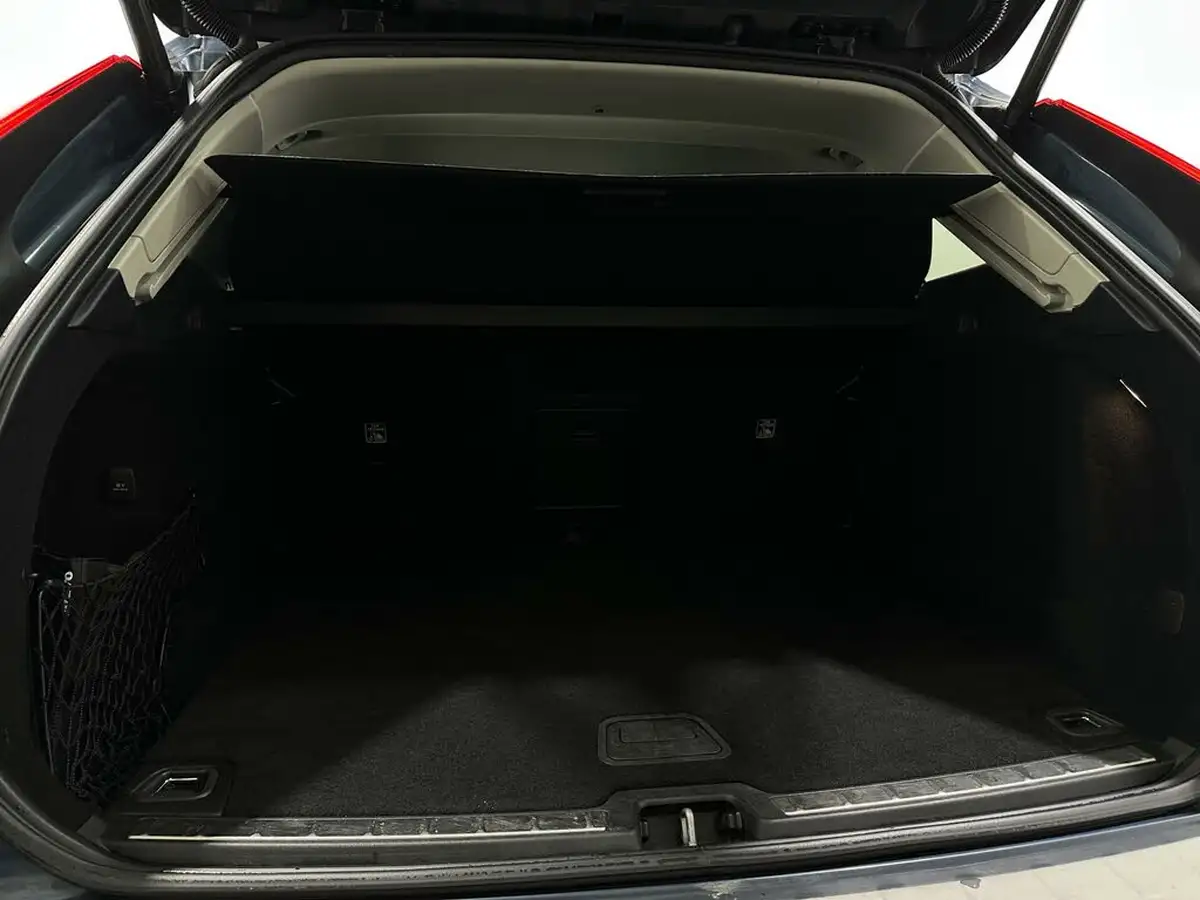 2019-volvo-xc60-20td-b4-momentum-big-45