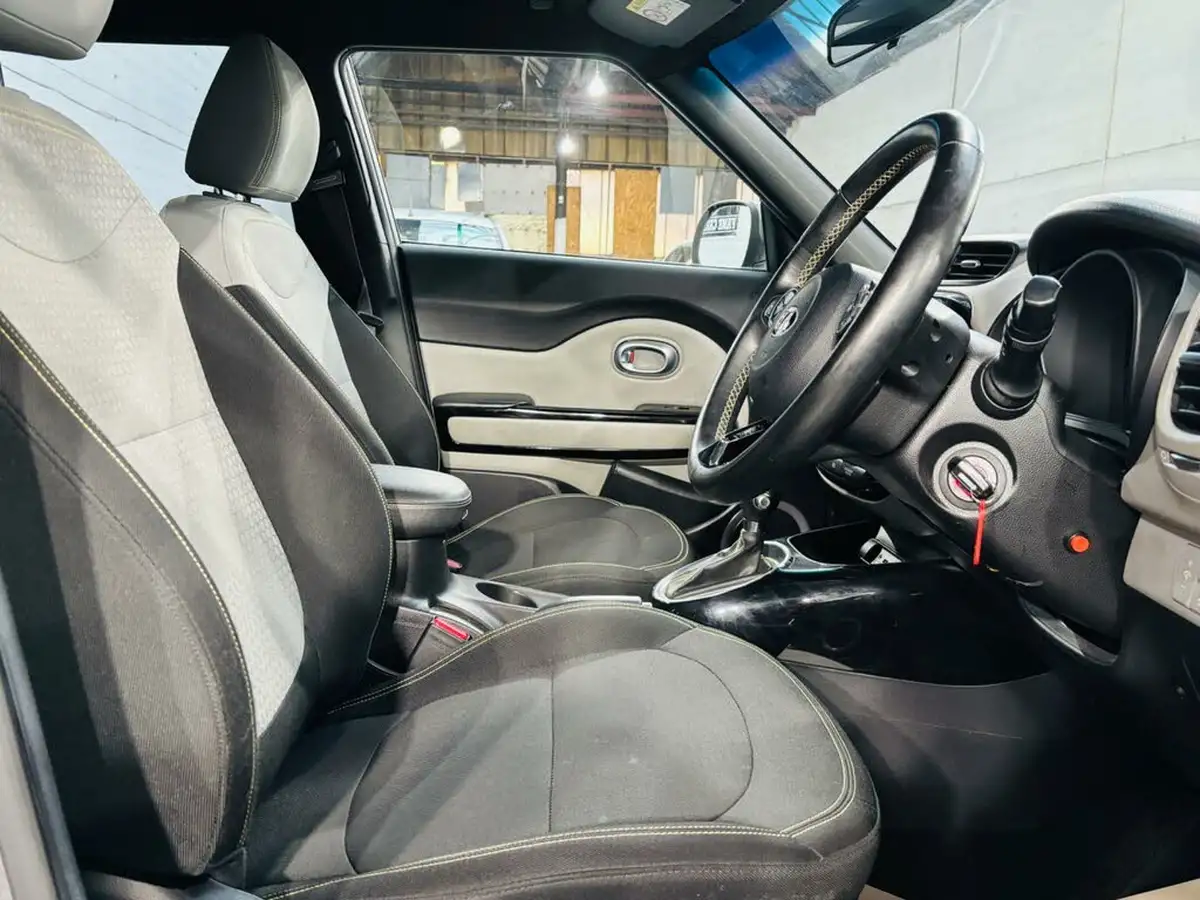 2014-kia-soul-16td-connect-auto-big-17