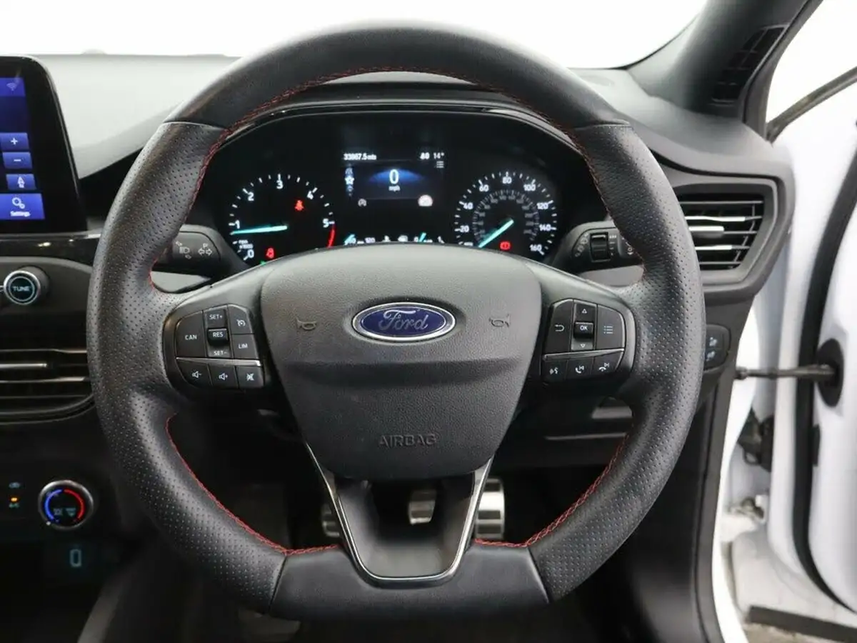2020-ford-focus-15-st-line-edition-hatchback-big-14