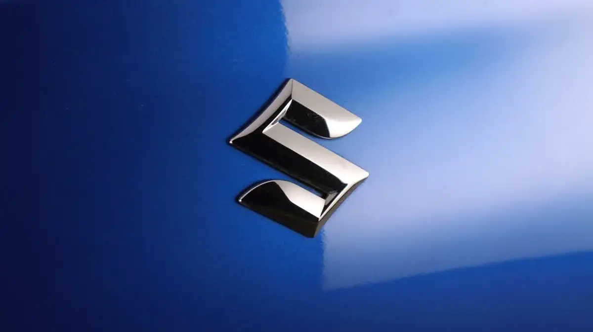2022-suzuki-swift-12-dualjet-sz5-cvt-big-18