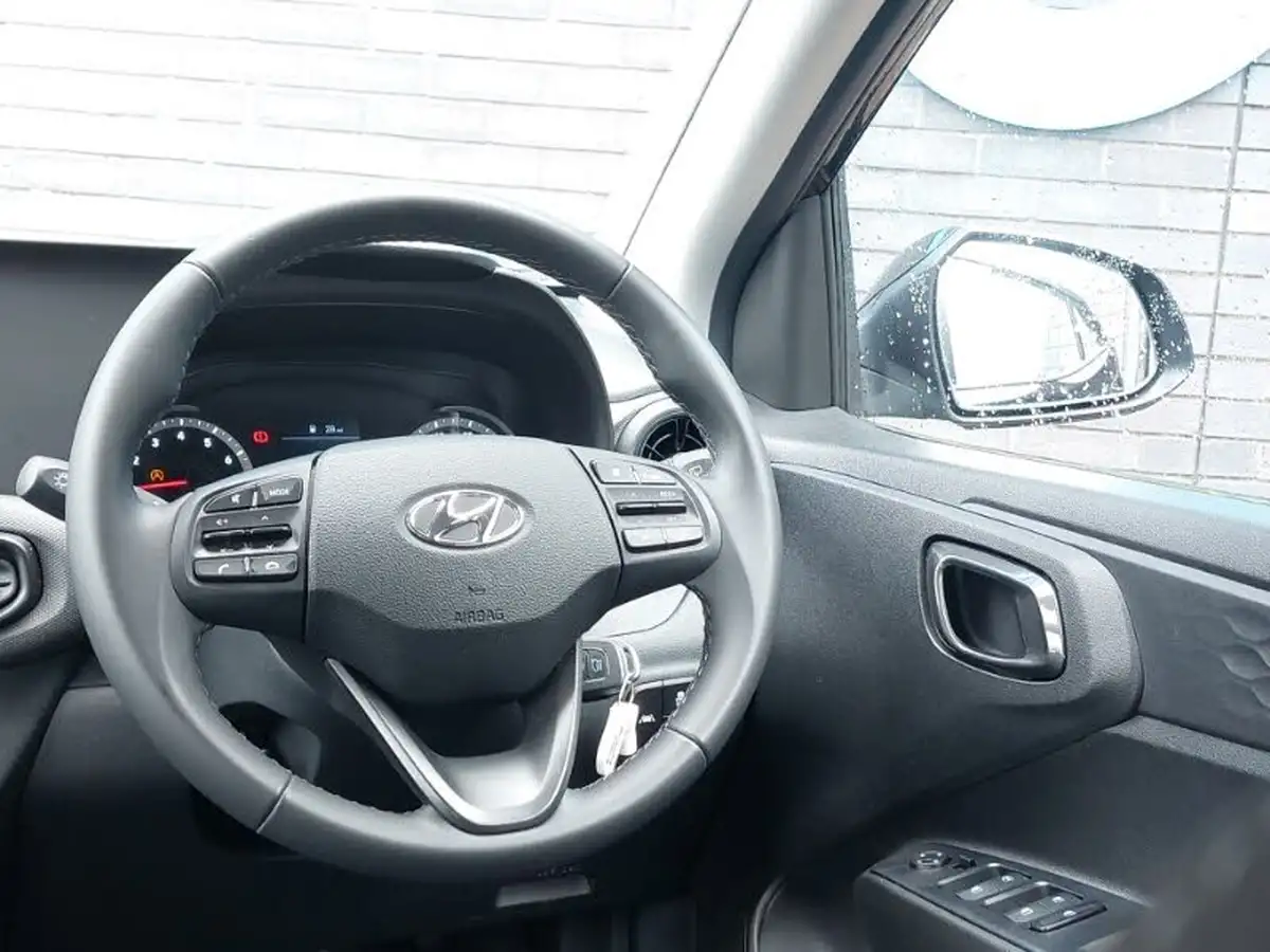 2021-hyundai-i10-10-se-big-9