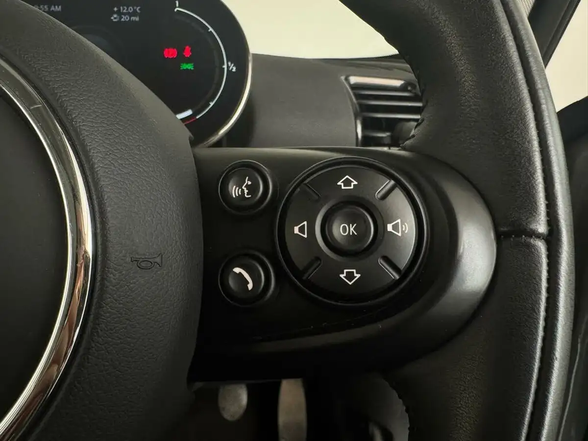 2021-mini-clubman-15-cooper-classic-big-19