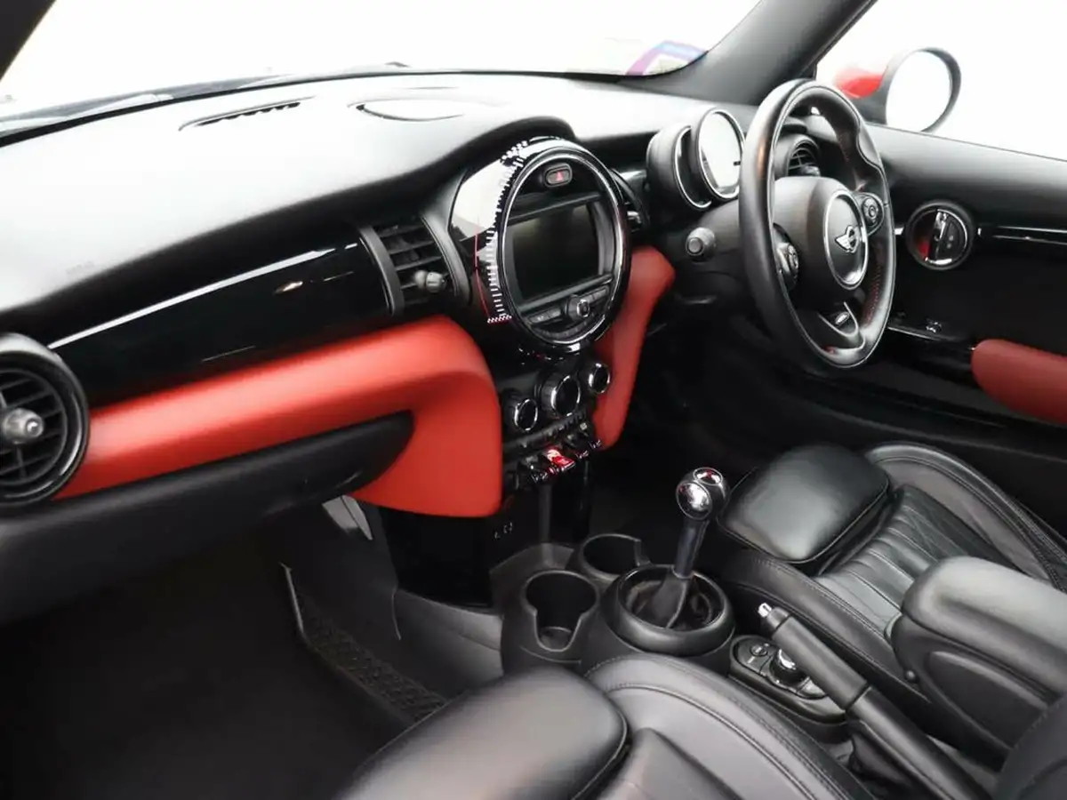 2018-mini-cooper-20-john-cooper-works-series-ii-ss-hatchback-3d-big-7