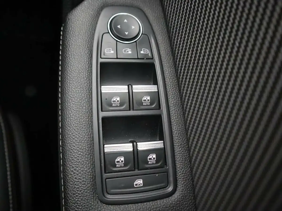 2022-renault-captur-13-tce-rs-line-big-24