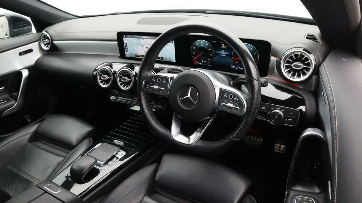 2019-mercedes-benz-cla-20-cla-220-amg-line-premium-shooting-brake-5d-big-9