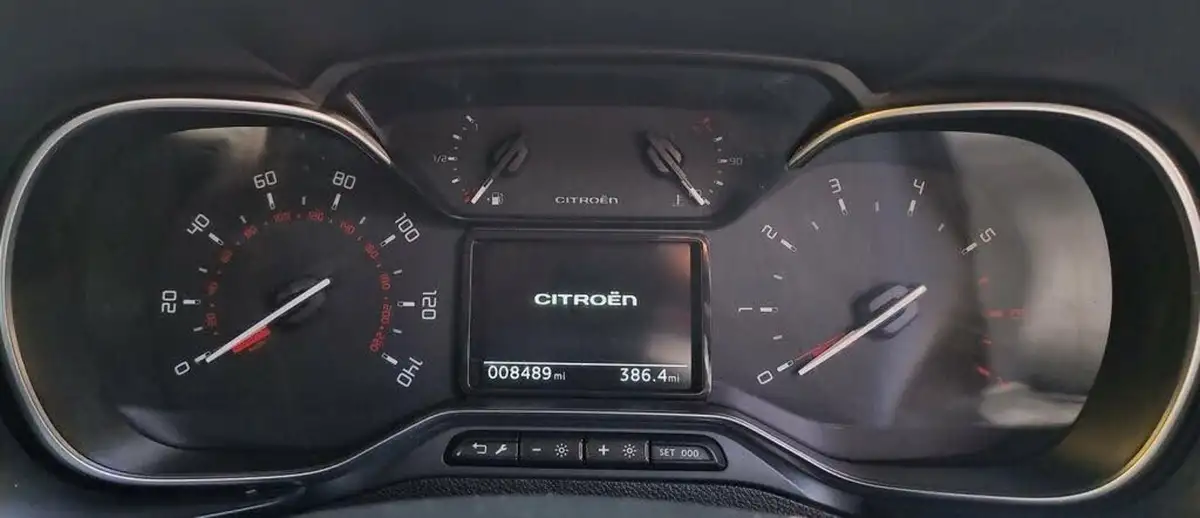 2020-citroen-berlingo-15bluehdi-feel-m-size-100ps-big-20