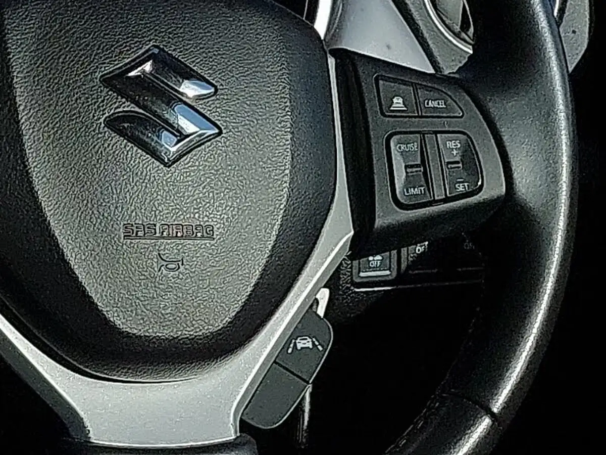 2022-suzuki-vitara-14-boosterjet-sz-t-big-12