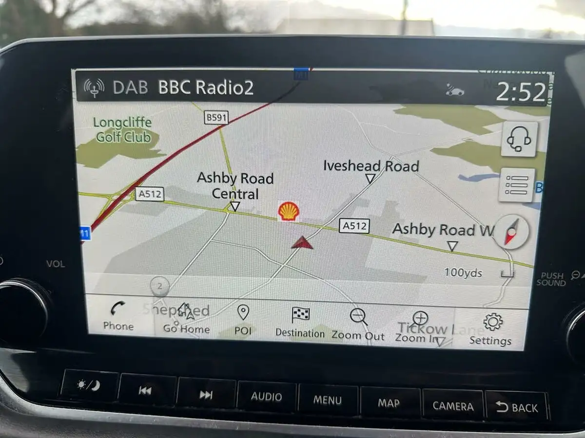 2022-nissan-qashqai-13-dig-t-n-connecta-140ps-big-12