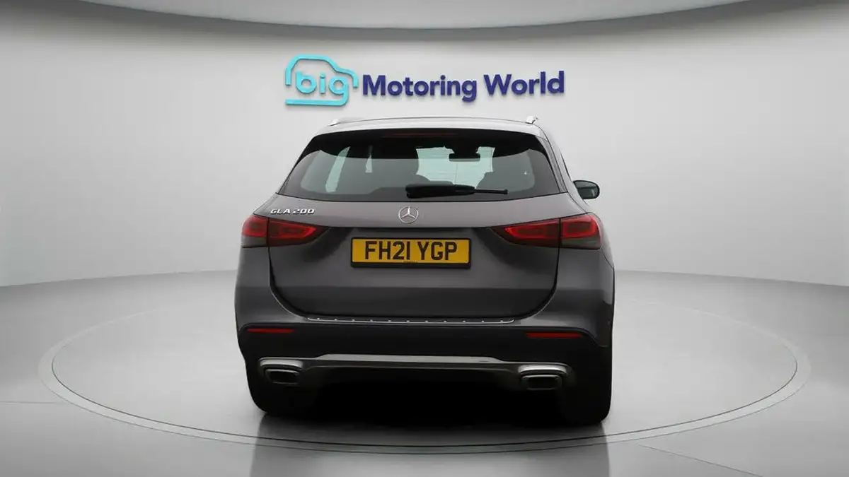 2021-mercedes-benz-gla-class-13-gla-200-sport-executive-big-6