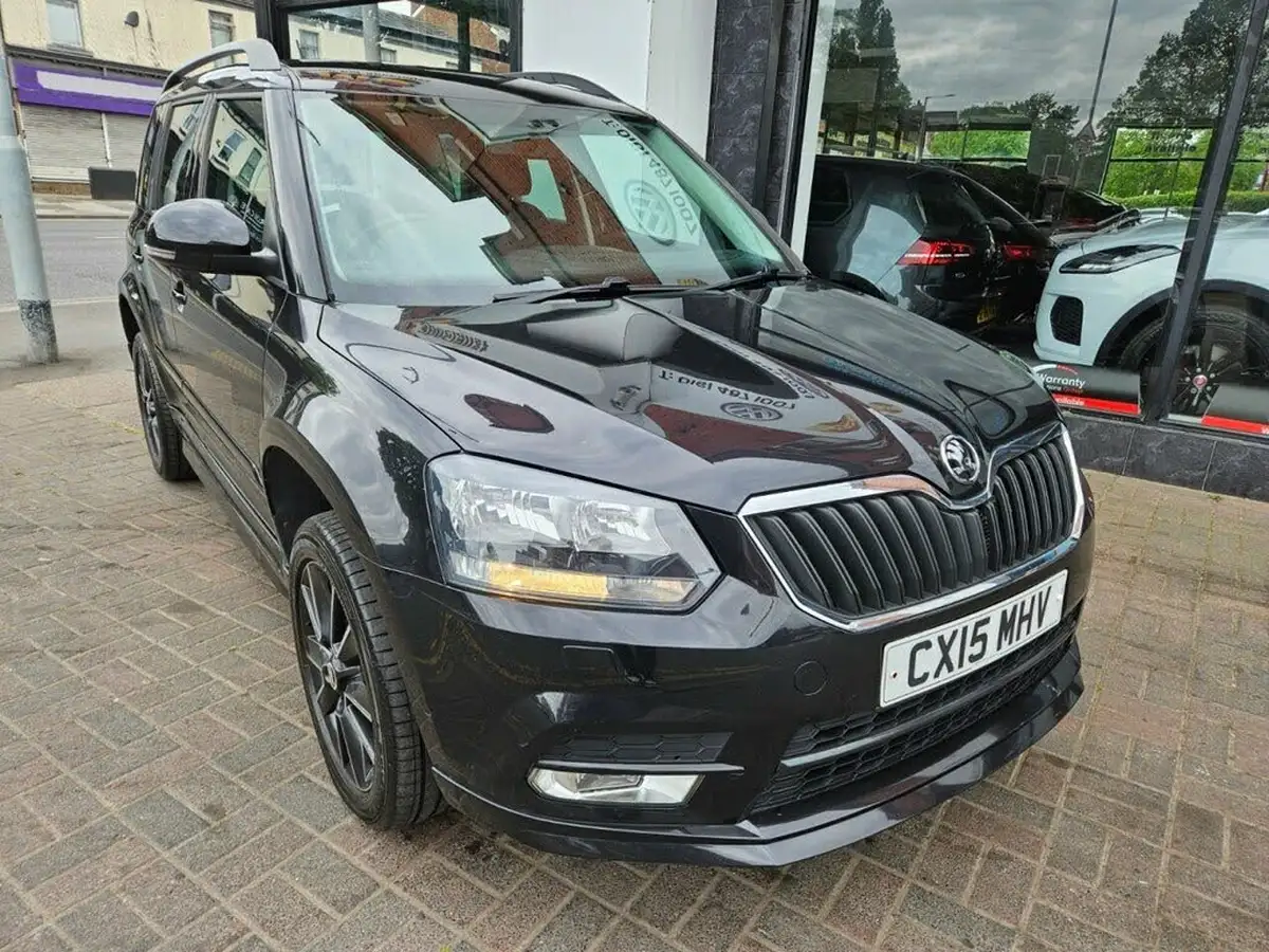2015-skoda-yeti-20tdi-black-edition-dsg-big-11
