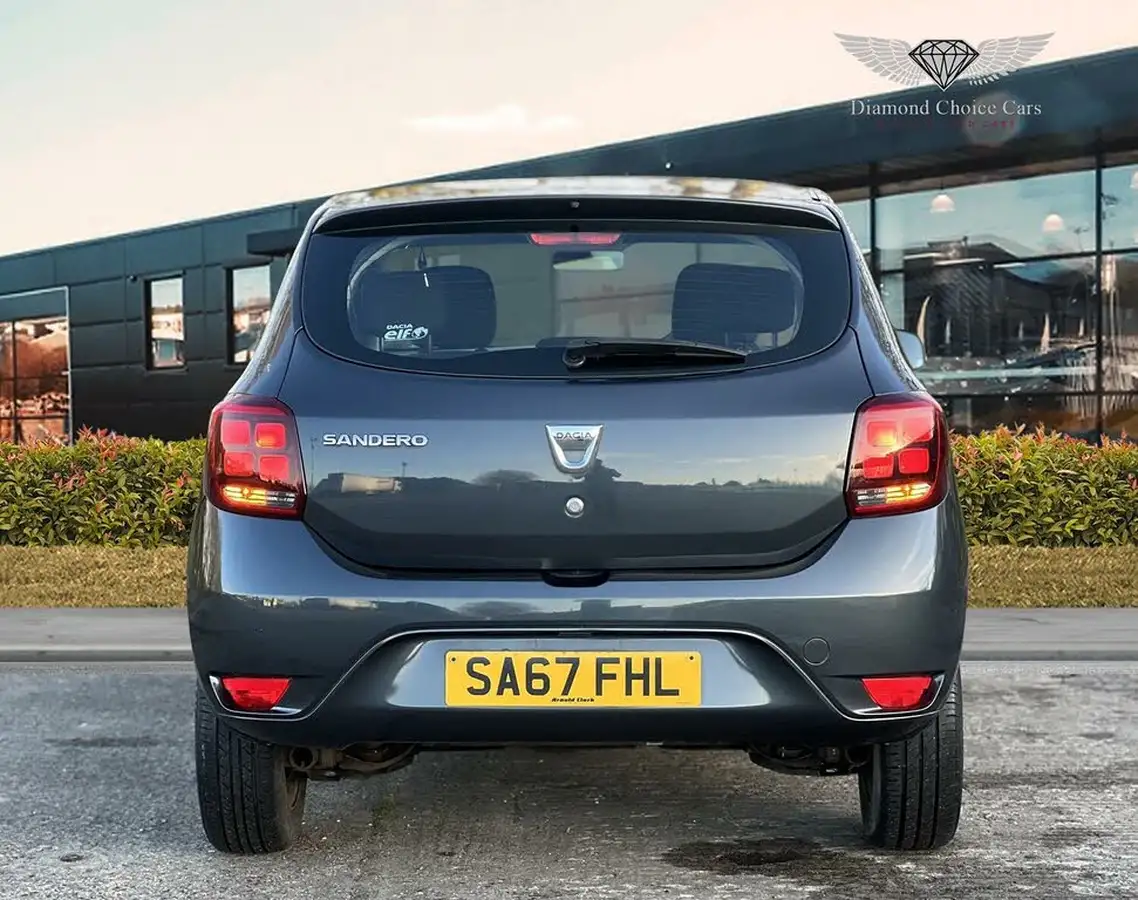 2017-dacia-sandero-10-sce-ambiance-big-4