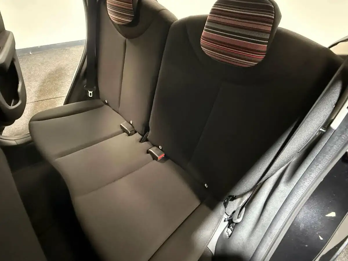 2021-citroen-c1-10-vti-shine-5d-big-41