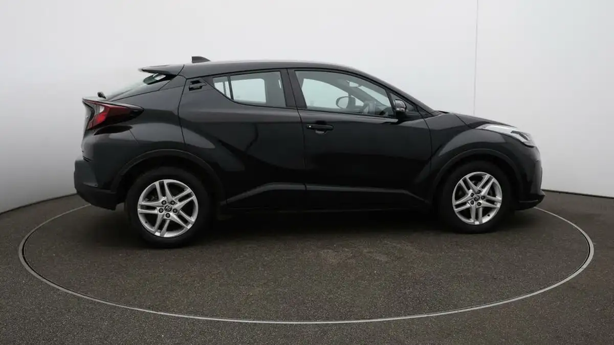 2022-toyota-c-hr-18-vvt-i-icon-big-43