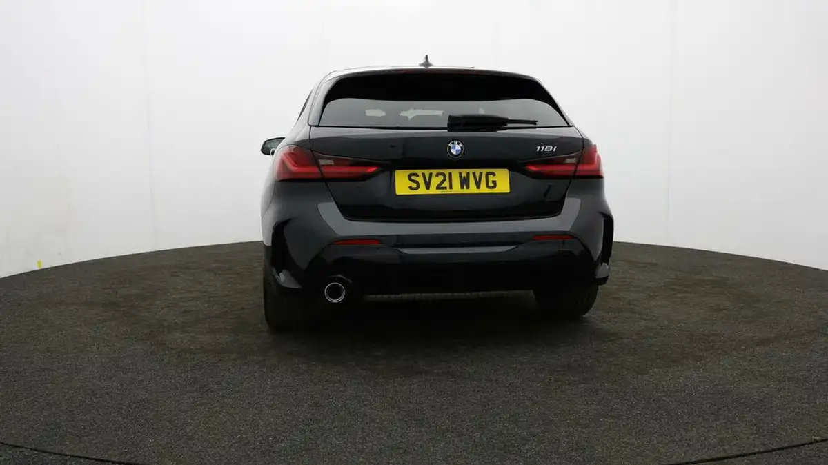 2021-bmw-1-series-15-118i-m-sport-lcp-big-73
