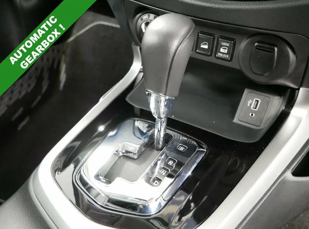 2021-nissan-navara-23dci-tt-n-guard-8-navileathersunroof-auto-big-16