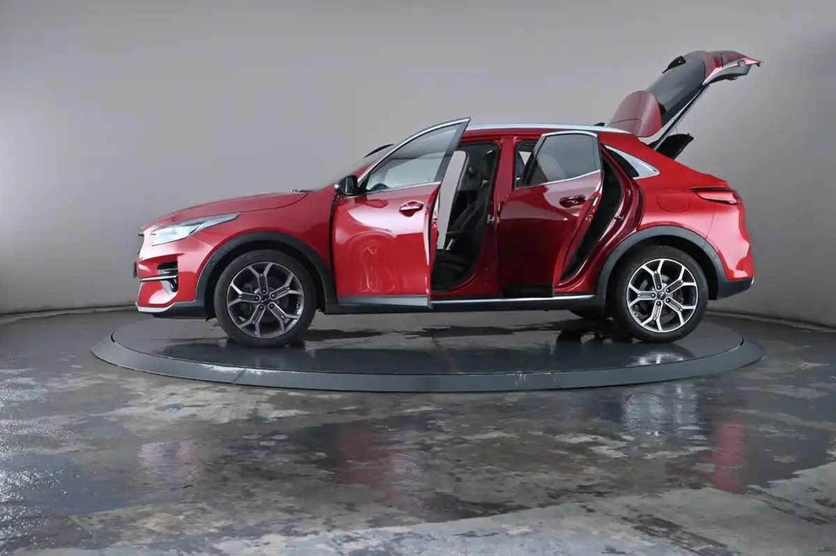 2022-kia-xceed-15-t-gdi-4-big-39