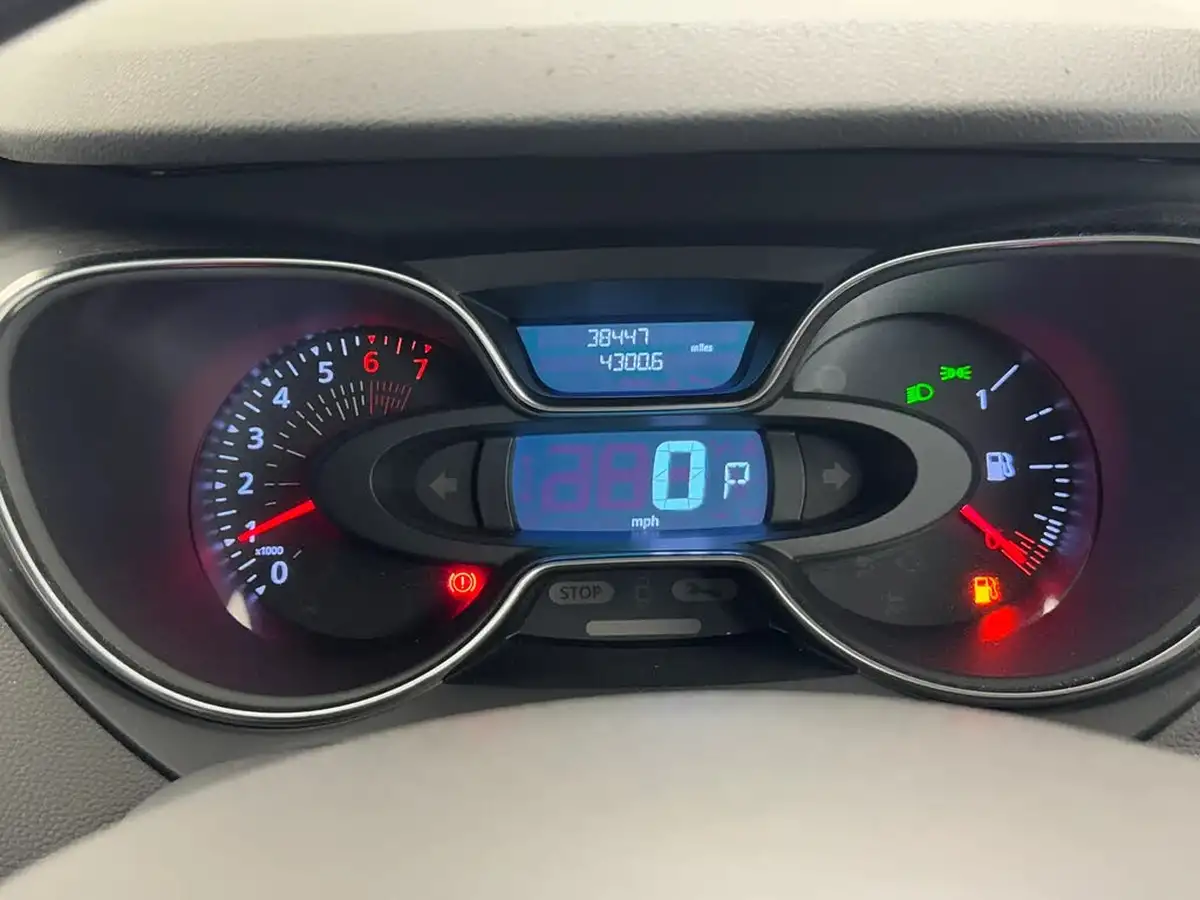 2019-renault-captur-13-tce-gt-line-150bhp-edc-auto-big-26